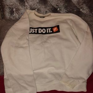 NIKE Sweatshirt
